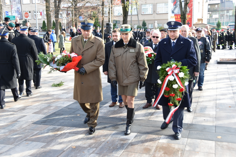 115 DSC 0499 Dąbrowa uczciła 104. rocznicę odzyskania niepodległości przez Polskę