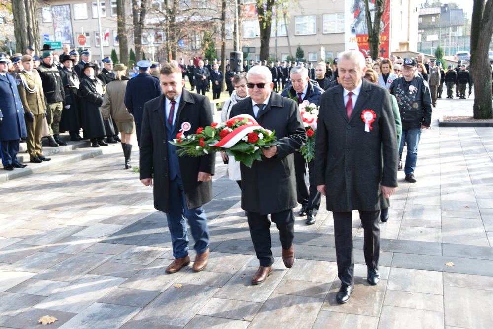 116 DSC 0507 Dąbrowa uczciła 104. rocznicę odzyskania niepodległości przez Polskę