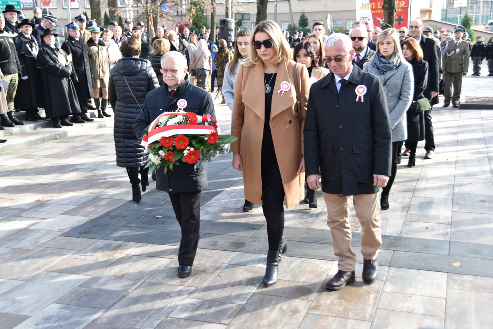 123 DSC 0520 Dąbrowa uczciła 104. rocznicę odzyskania niepodległości przez Polskę