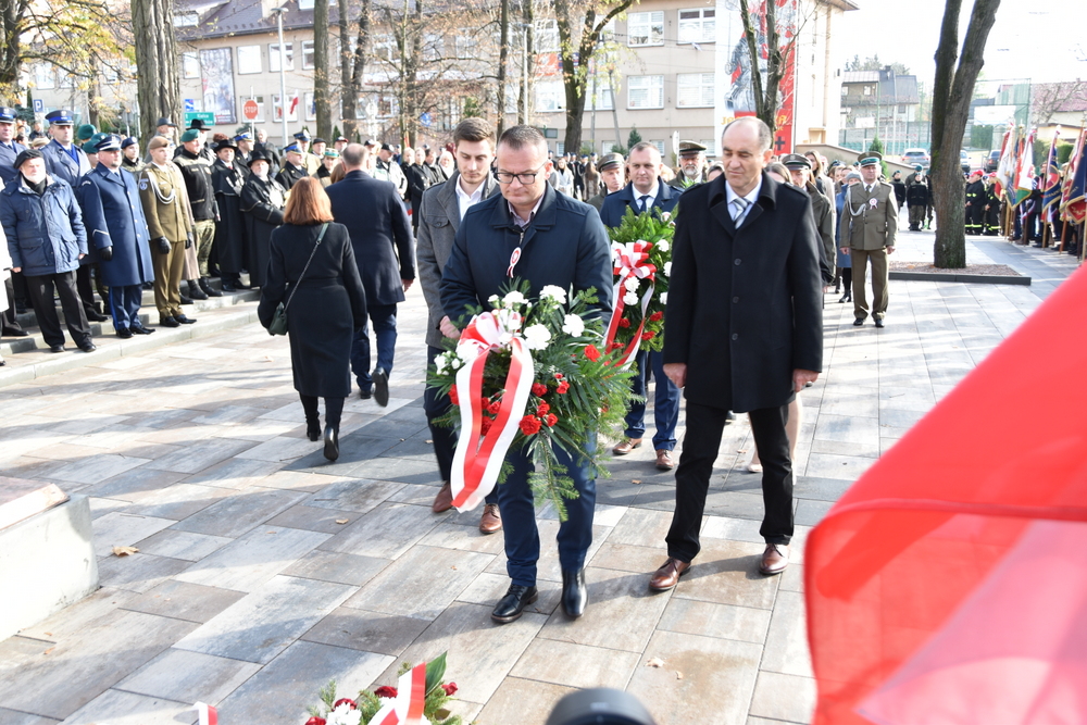128 DSC 0532 Dąbrowa uczciła 104. rocznicę odzyskania niepodległości przez Polskę