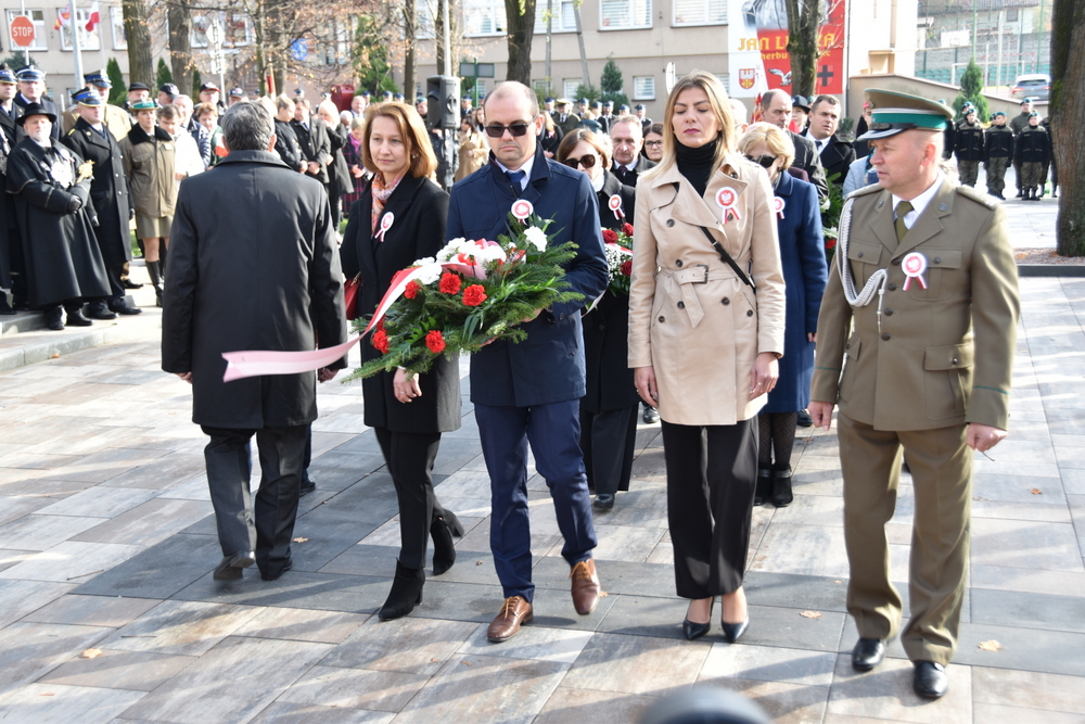 135 DSC 0551 Dąbrowa uczciła 104. rocznicę odzyskania niepodległości przez Polskę