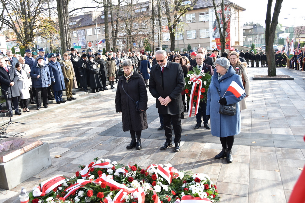 137 DSC 0558 Dąbrowa uczciła 104. rocznicę odzyskania niepodległości przez Polskę