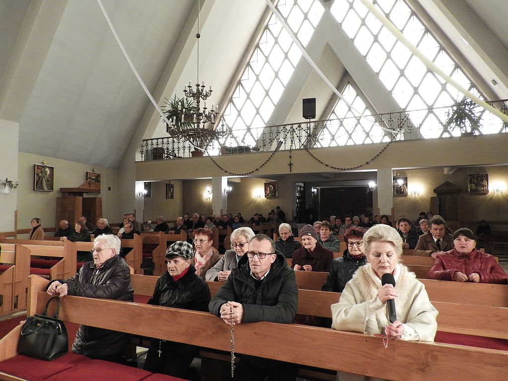 31 Poświęcenie tablicy ku czci ks. Władysława Jaróga