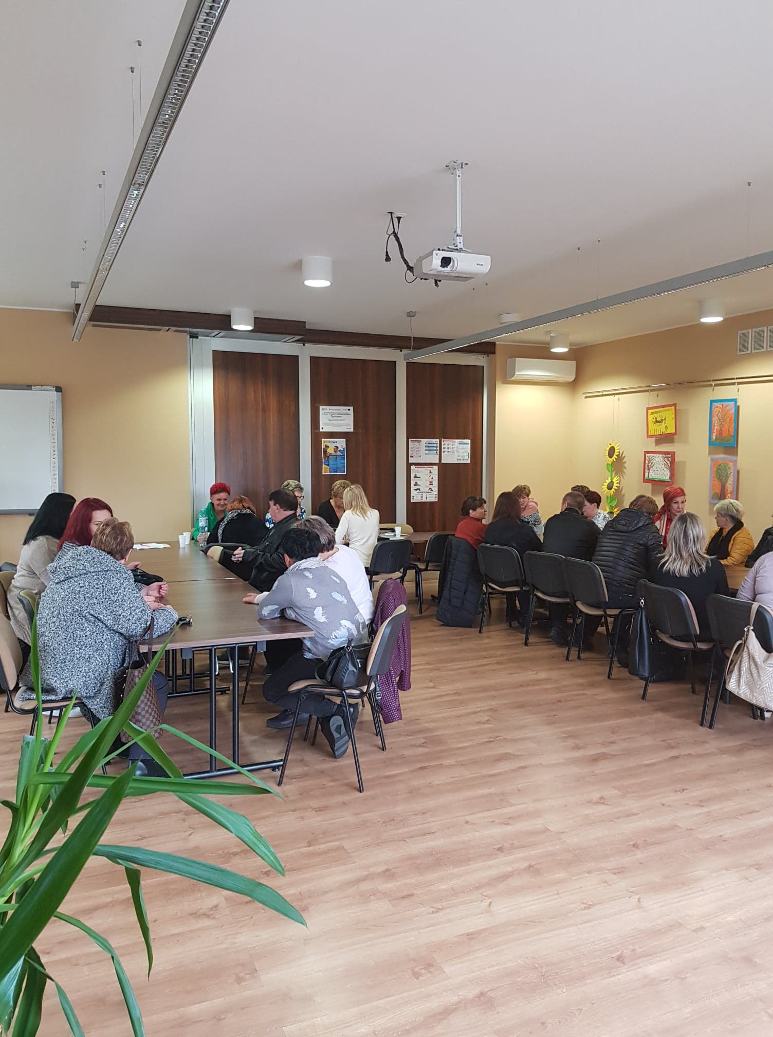 316172726 467256898641594 2794263087100618090 n Stowarzyszenie Na Rzecz Osób Niepełnosprawnych ,,Pomocna Dłoń’’ w Dąbrowie Tarnowskiej dziękuje Niezrzeszonym Dąbrowiakom z Chicago