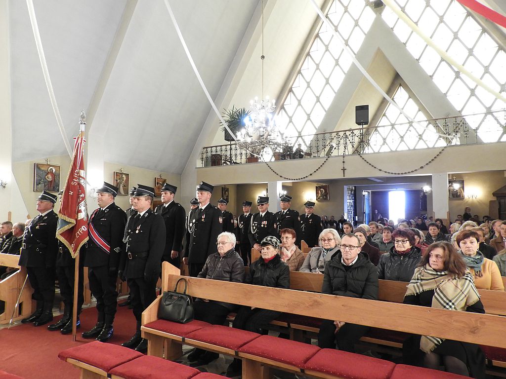 41 Poświęcenie tablicy ku czci ks. Władysława Jaróga