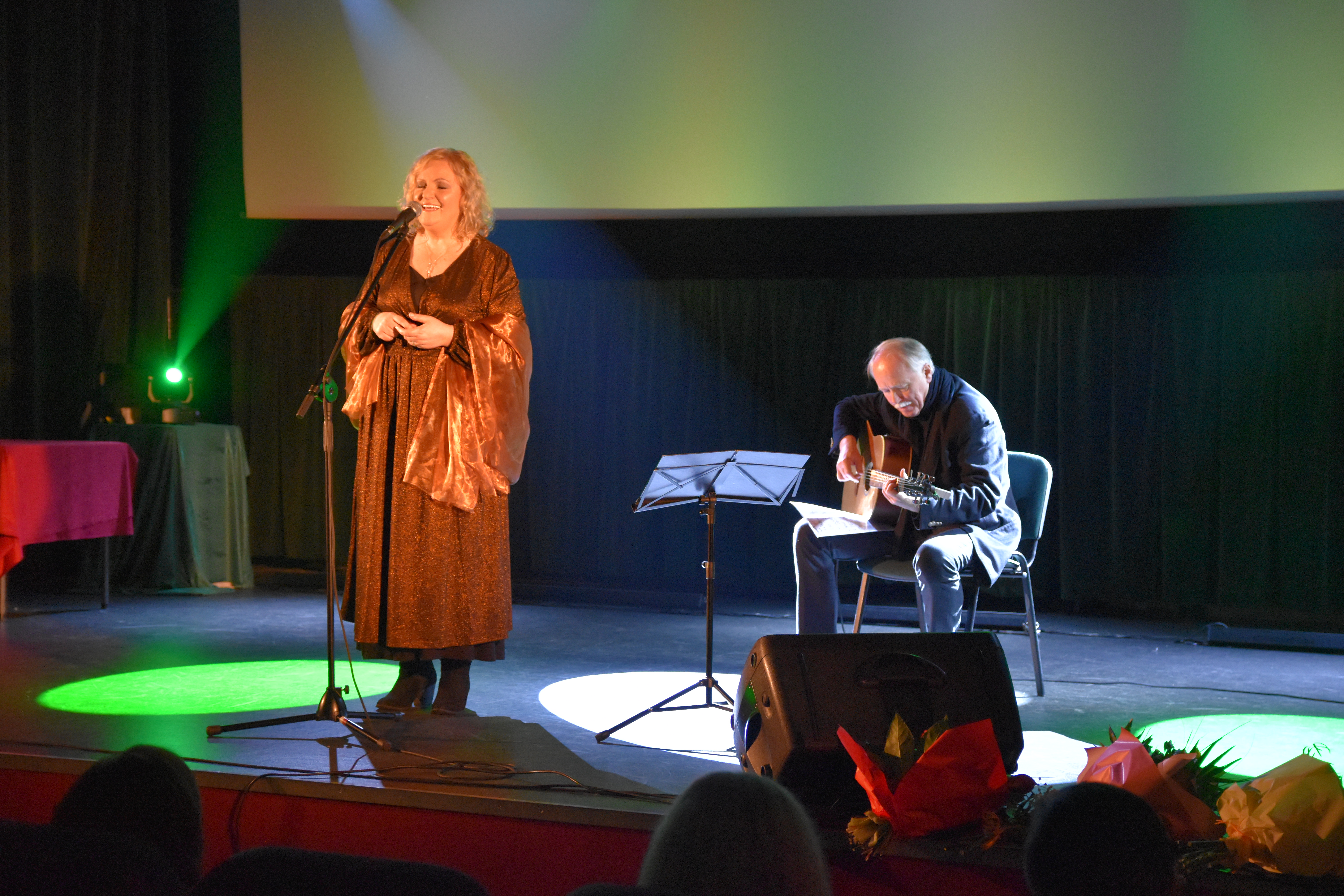 DSC 0045 IKONY, MALARSTWO OLEJNE, BALLADY LIDII JAZGAR – 50 LECIE PRACY TWÓRCZEJ JANINY MIKOS