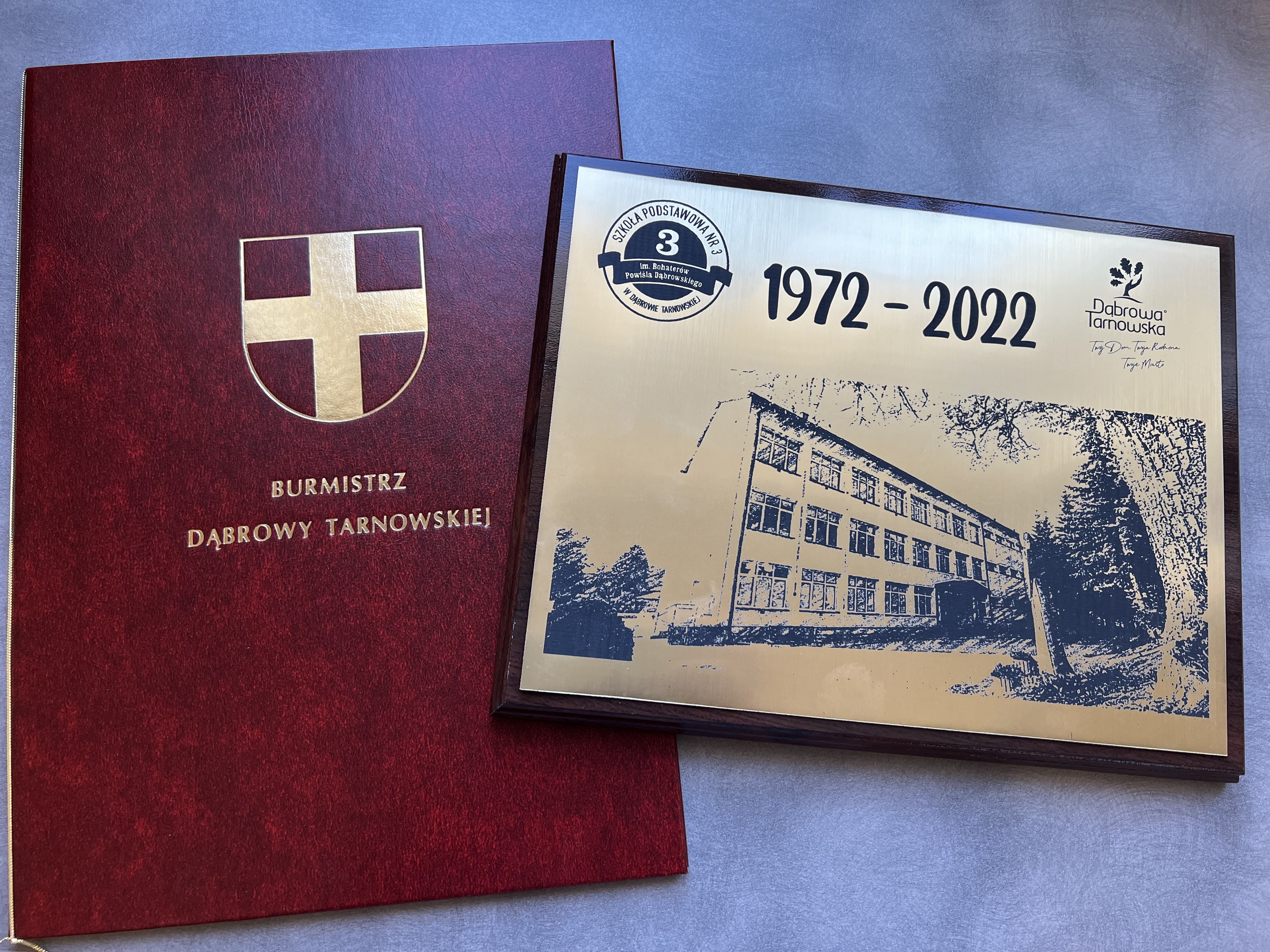 IMG 1120 001 Szkoła Podstawowa nr 3 obchodzi jubileusz 50 – lecia powstania szkoły oraz nadanie sztandaru