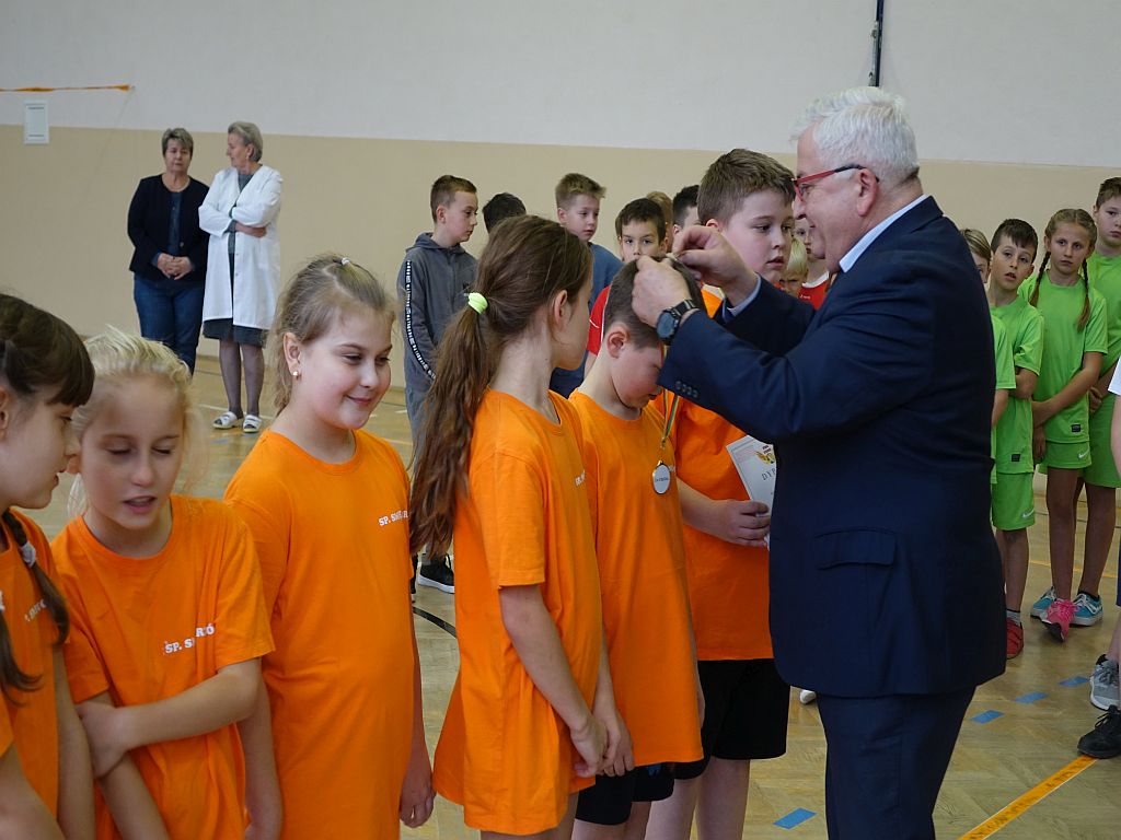 11 VIII Gminny Turniej Gry w „Dwa ognie”