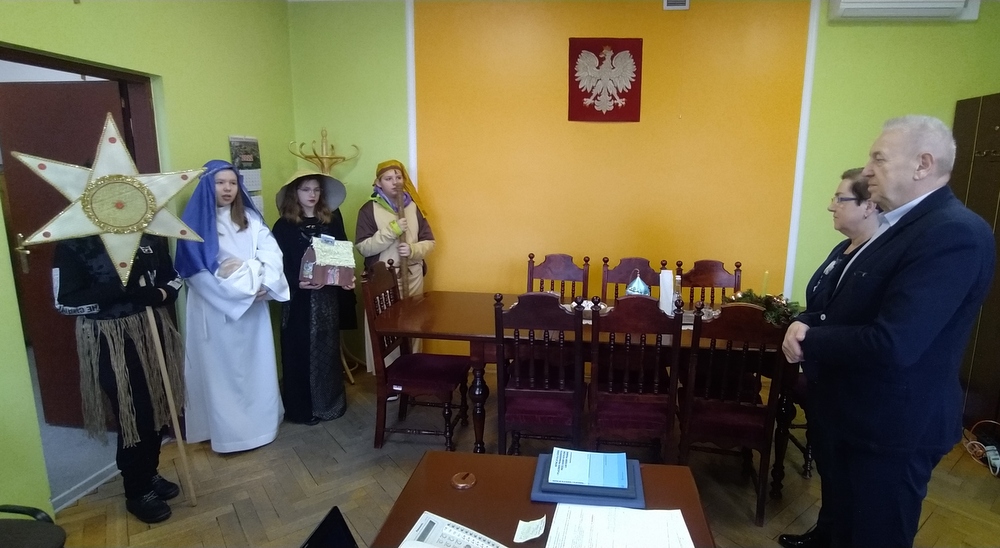 1672235281329 Kolędnicy Misyjni w Urzędzie Miejskim