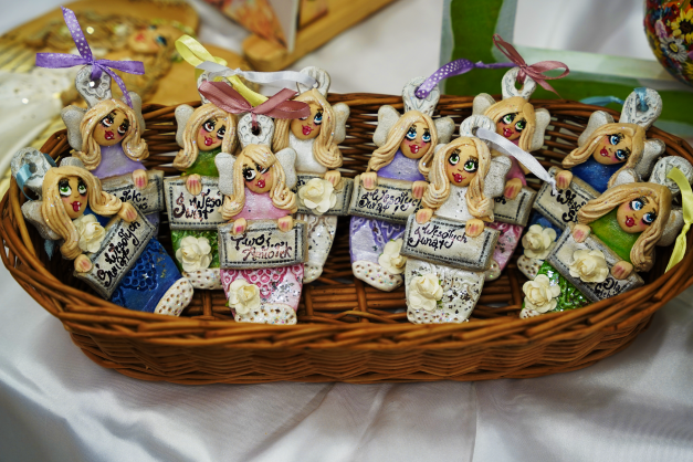 DSC7601edyt WYSTAWA „SZTUKA NIEPOWAŻNA” W MBP