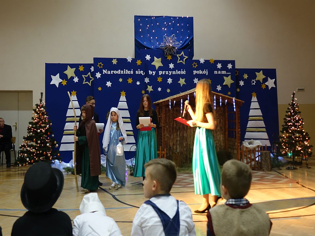 1 Szkolne Spotkanie Wigilijne w Nieczajnie