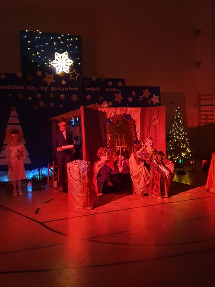 321247271 535955118458657 5150018693984187903 n Szkolne Spotkanie Wigilijne w Nieczajnie