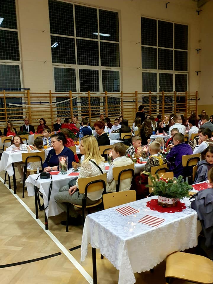 321301869 851566396088235 543490969414618565 n Szkolne Spotkanie Wigilijne w Nieczajnie