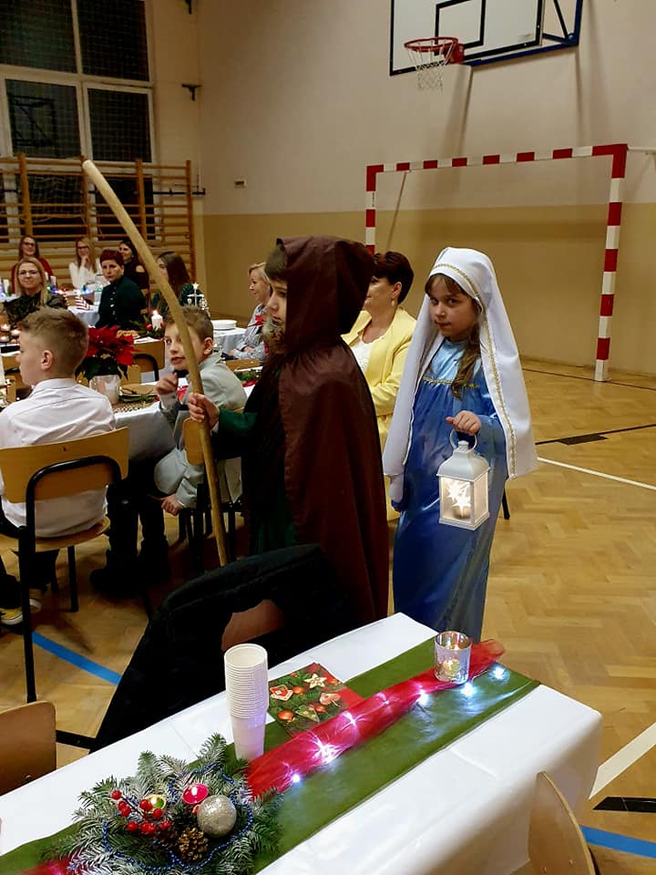 321444765 1190254315237396 1515638559992017688 n Szkolne Spotkanie Wigilijne w Nieczajnie