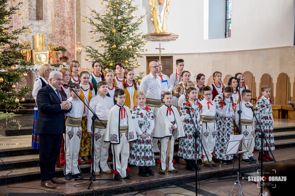 325277994 839954710627853 1647467977842570320 n Najpiękniejsze polskie kolędy i pastorałki zabrzmiały 15 stycznia w naszej parafialnej świątyni