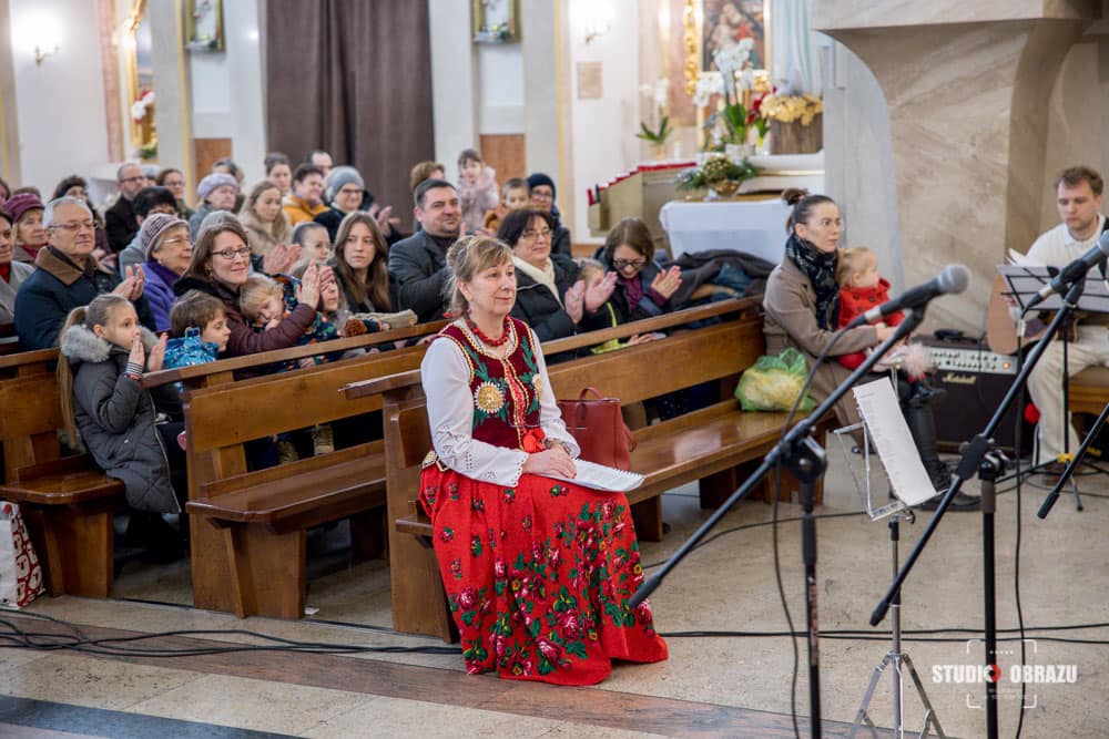 325657639 499821062064677 165297307792950385 n Najpiękniejsze polskie kolędy i pastorałki zabrzmiały 15 stycznia w naszej parafialnej świątyni