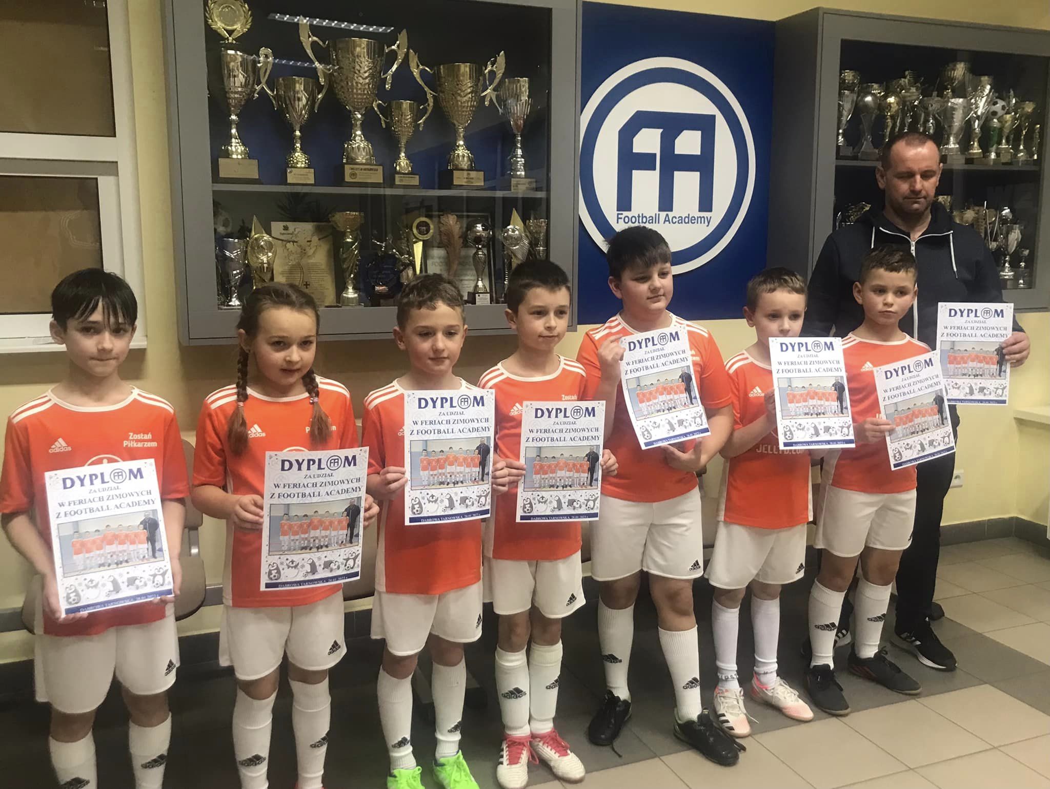 326399069 8680369518671658 2068939113373076258 n FERIE PIŁKARSKIE Z FOOTBALL ACADEMY – Turniej Piłkarski!