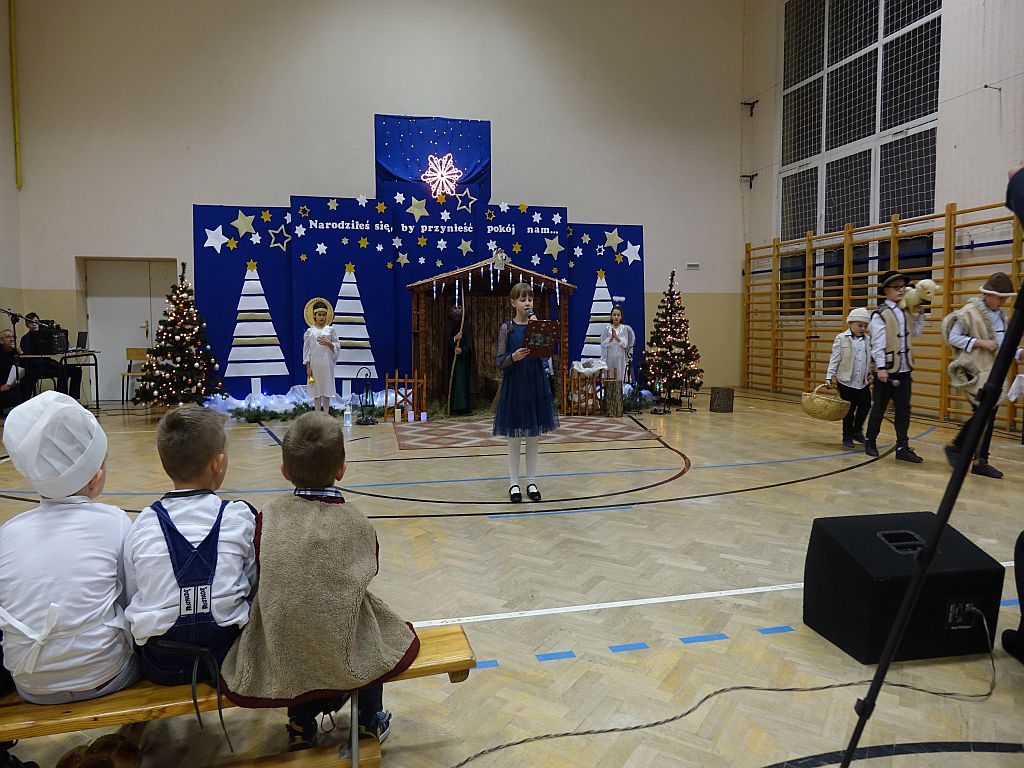 6 Szkolne Spotkanie Wigilijne w Nieczajnie