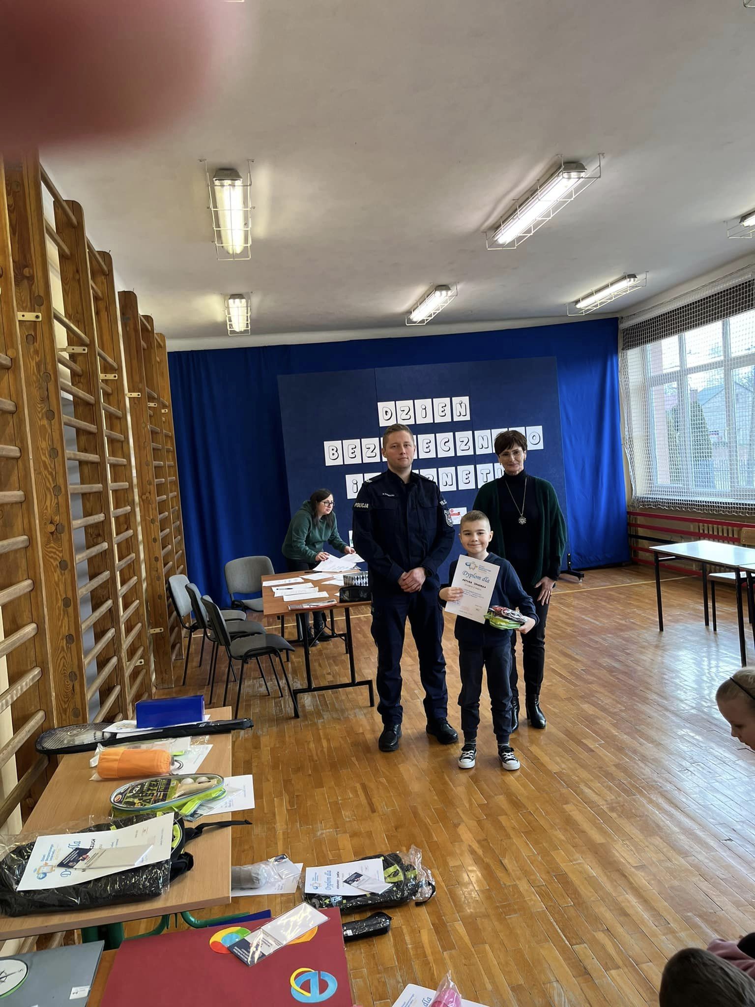 328863653 1277096949887313 7986582713623299940 n OBCHODY DNIA BEZPIECZNEGO INTERNETU