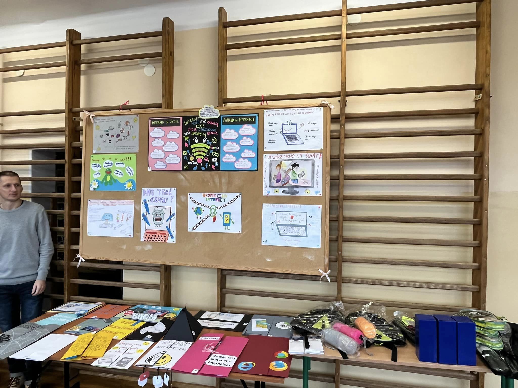 329186991 859803321770221 8333731690651524101 n OBCHODY DNIA BEZPIECZNEGO INTERNETU