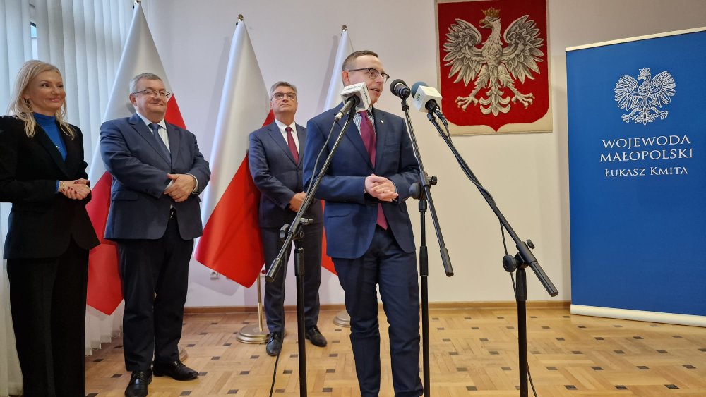 5 4447c690 134e 4d71 ab2d 31eee07e0687 Promesy dla Gminy Dąbrowa Tarnowska na remonty dróg