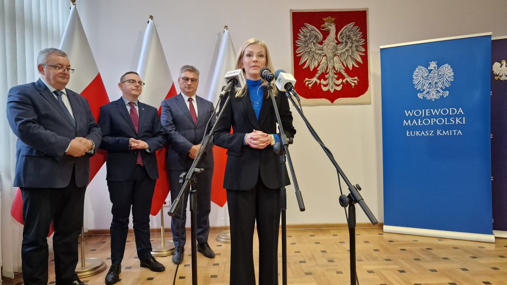 6 27499f74 e6bb 47dd 8729 5846bce9e705 Promesy dla Gminy Dąbrowa Tarnowska na remonty dróg