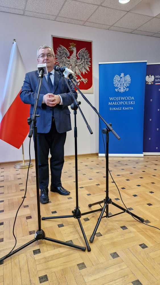 7 6aa47c92 3b73 440e 913e d8096f60e221 Promesy dla Gminy Dąbrowa Tarnowska na remonty dróg