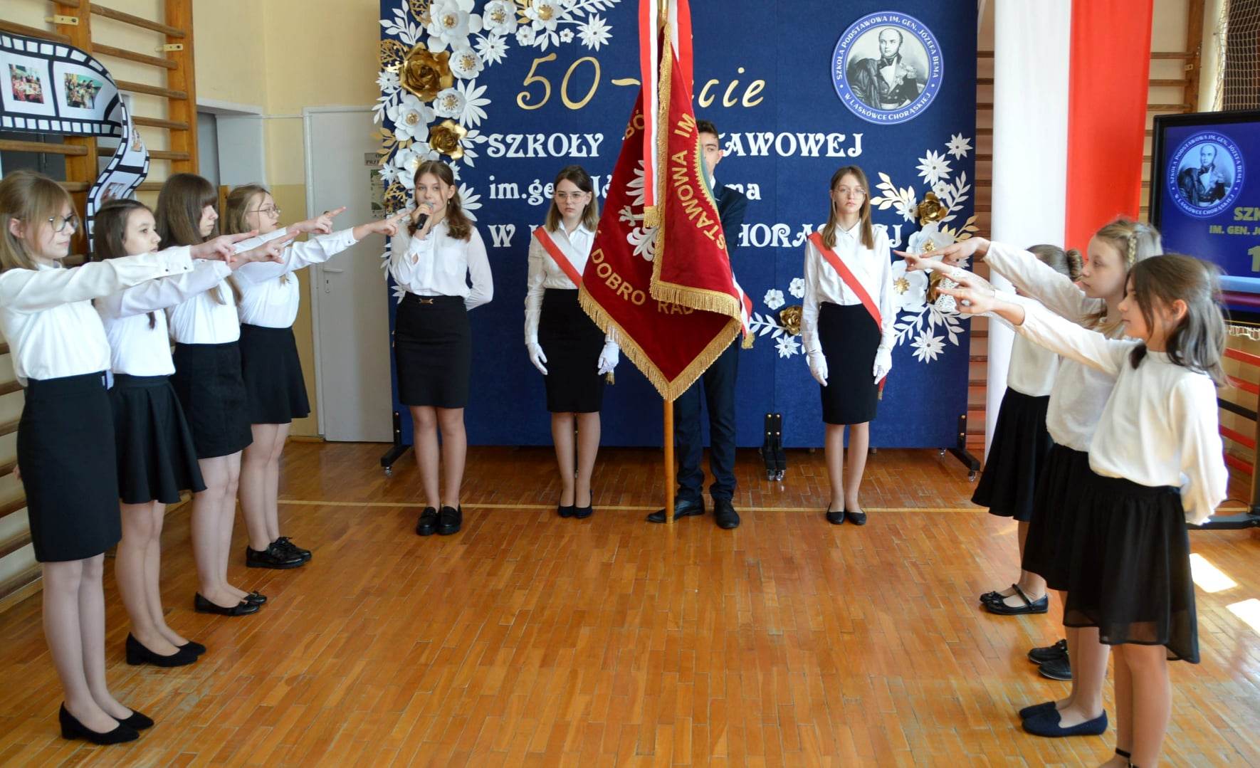 334913378 712215354015207 5802562850675272266 n 50. rocznica powstania szkoły w Laskówce Chorąskiej