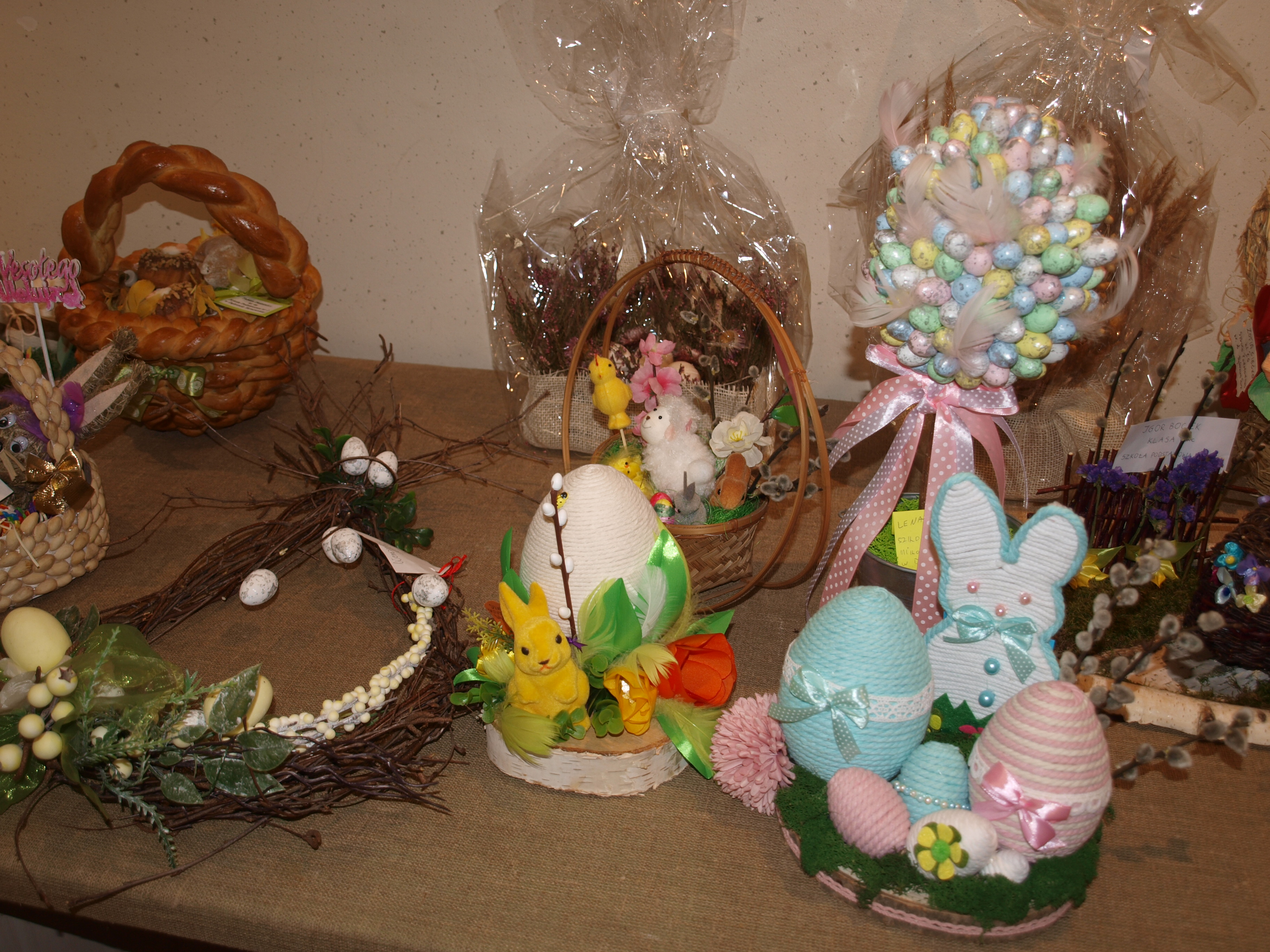 P1013086 POSMAK WIELKANOCY I WIOSNY – PLONY XXXII GMINNEGO KONKURSU PLASTYCZNEGO