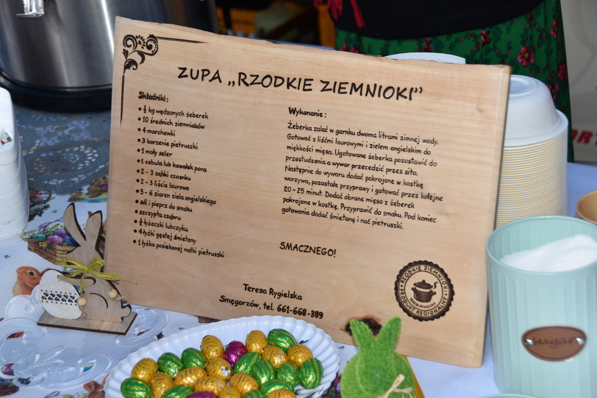 04 DSC 0949 Odbył się V Dąbrowski Kiermasz Wielkanocny. Mieszkańcy poczuli atmosferę świąt.