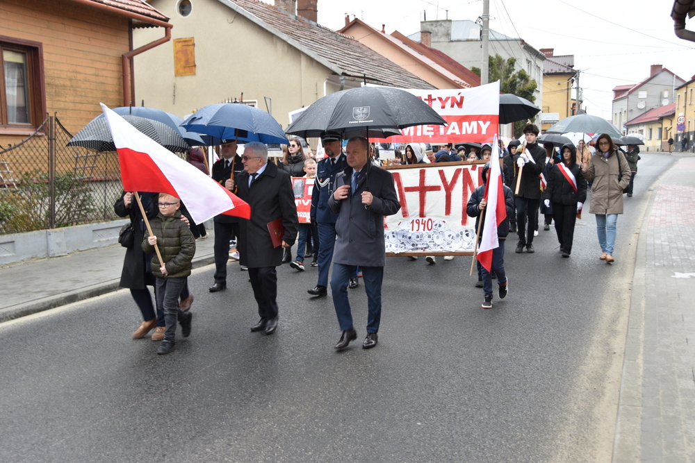 09 DSC 0040 Dąbrowskie Obchody Dnia Pamięci Ofiar Zbrodni Katyńskiej