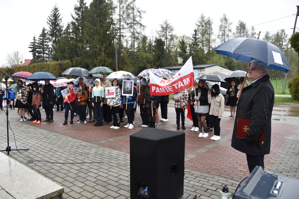 13 DSC 0058 Dąbrowskie Obchody Dnia Pamięci Ofiar Zbrodni Katyńskiej