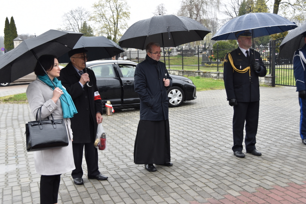 14 DSC 0068 Dąbrowskie Obchody Dnia Pamięci Ofiar Zbrodni Katyńskiej