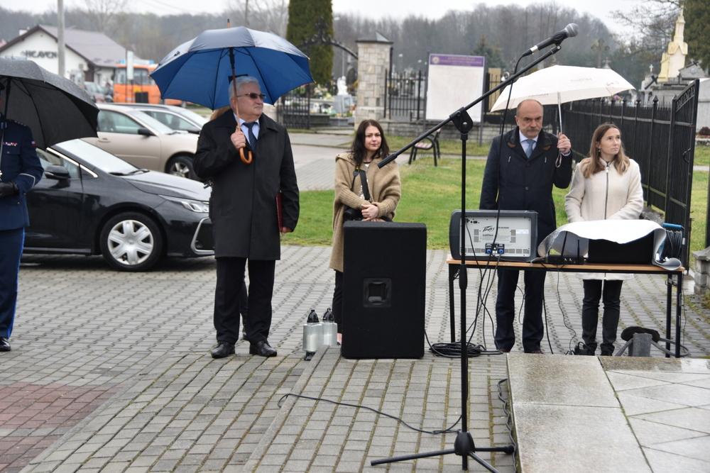 15 DSC 0070 Dąbrowskie Obchody Dnia Pamięci Ofiar Zbrodni Katyńskiej