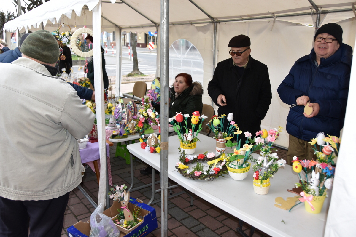 15 DSC 0965 Odbył się V Dąbrowski Kiermasz Wielkanocny. Mieszkańcy poczuli atmosferę świąt.