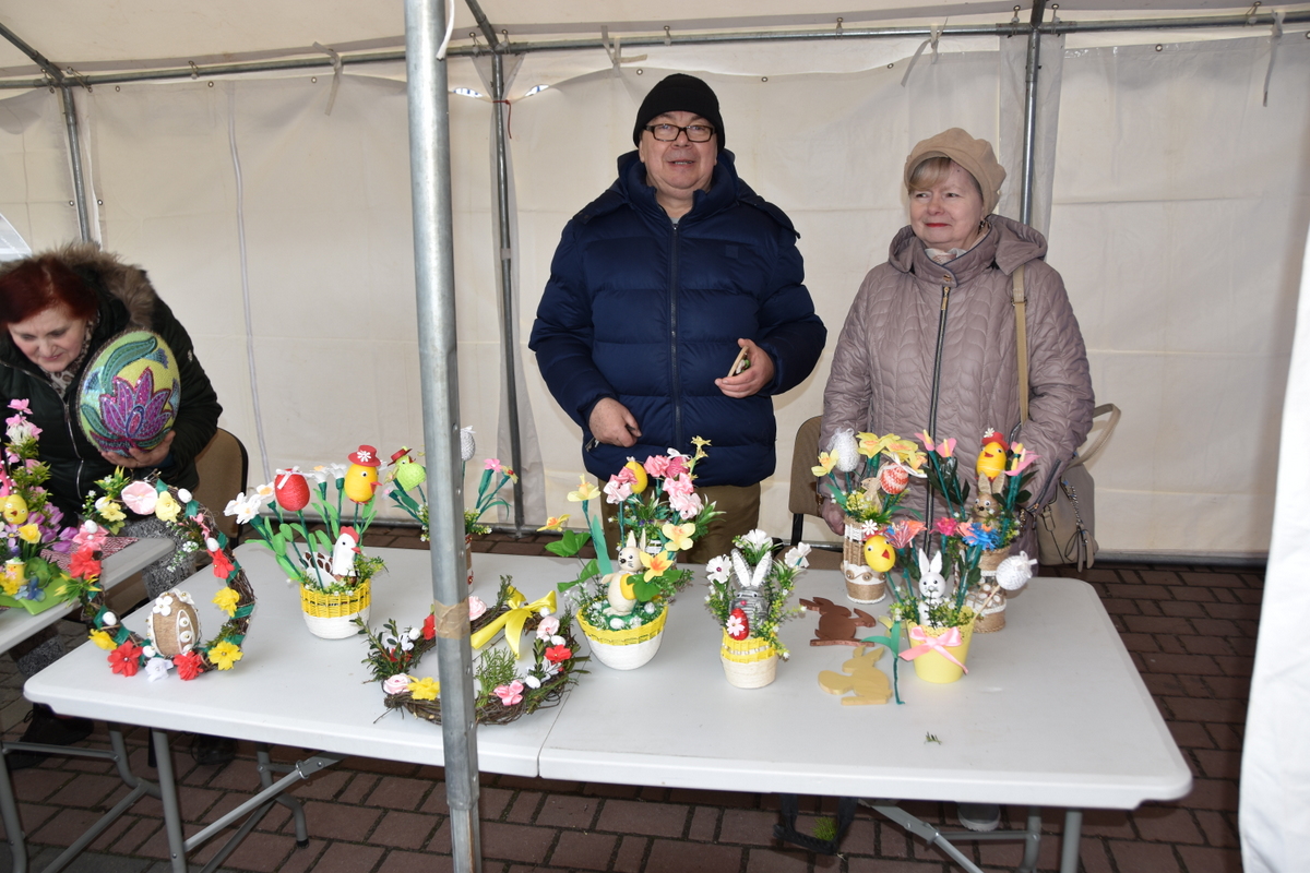 16 DSC 0967 Odbył się V Dąbrowski Kiermasz Wielkanocny. Mieszkańcy poczuli atmosferę świąt.