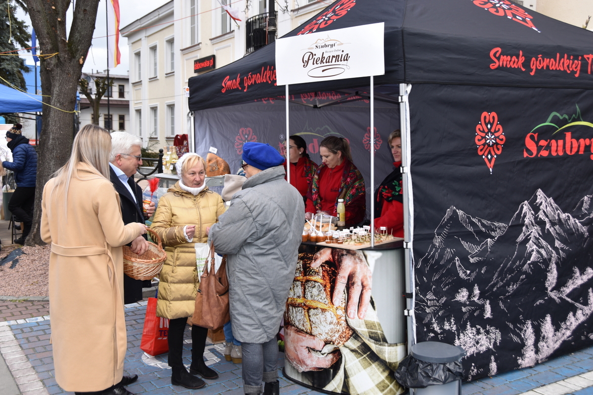 2 DSC 0007 Odbył się V Dąbrowski Kiermasz Wielkanocny. Mieszkańcy poczuli atmosferę świąt.