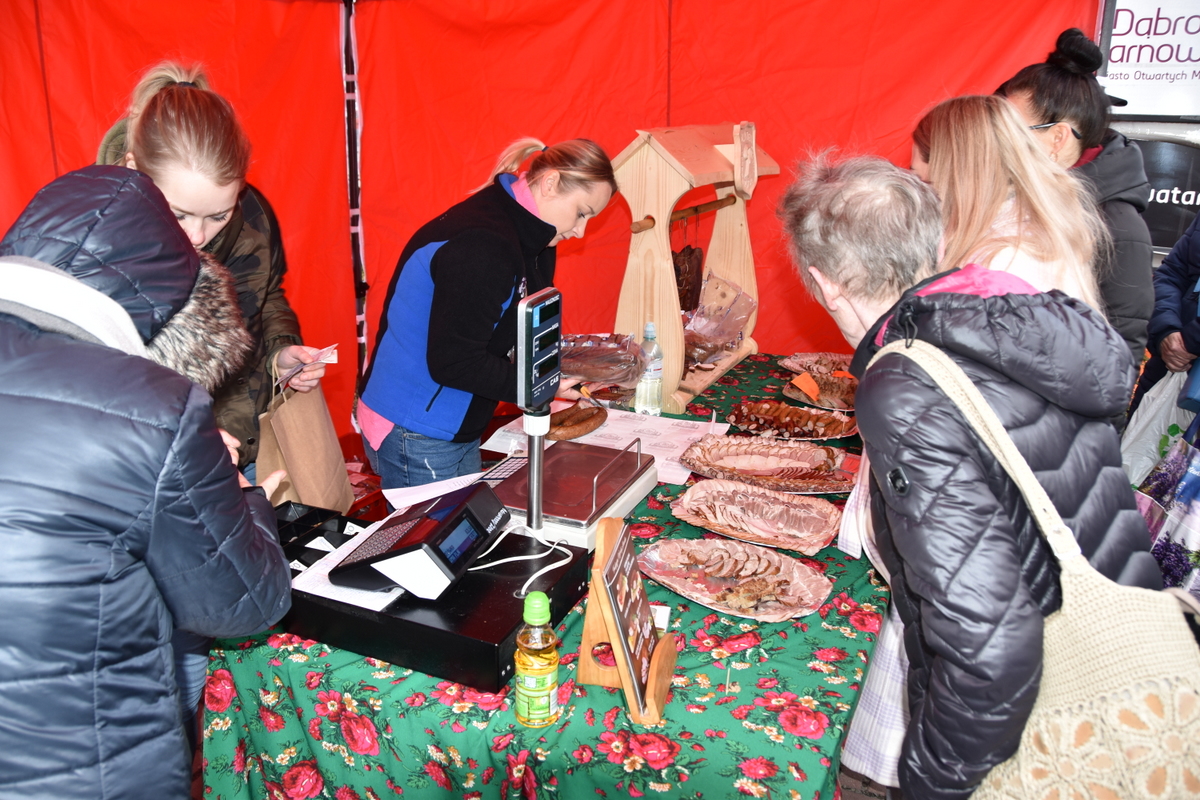 26 DSC 0979 Odbył się V Dąbrowski Kiermasz Wielkanocny. Mieszkańcy poczuli atmosferę świąt.