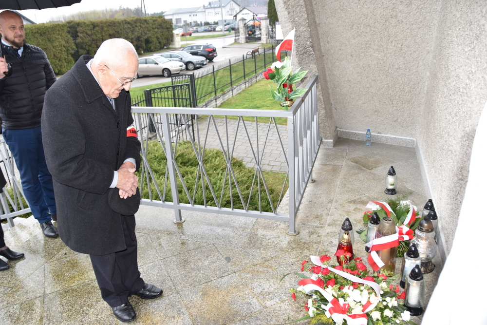 34 DSC 0128 Dąbrowskie Obchody Dnia Pamięci Ofiar Zbrodni Katyńskiej