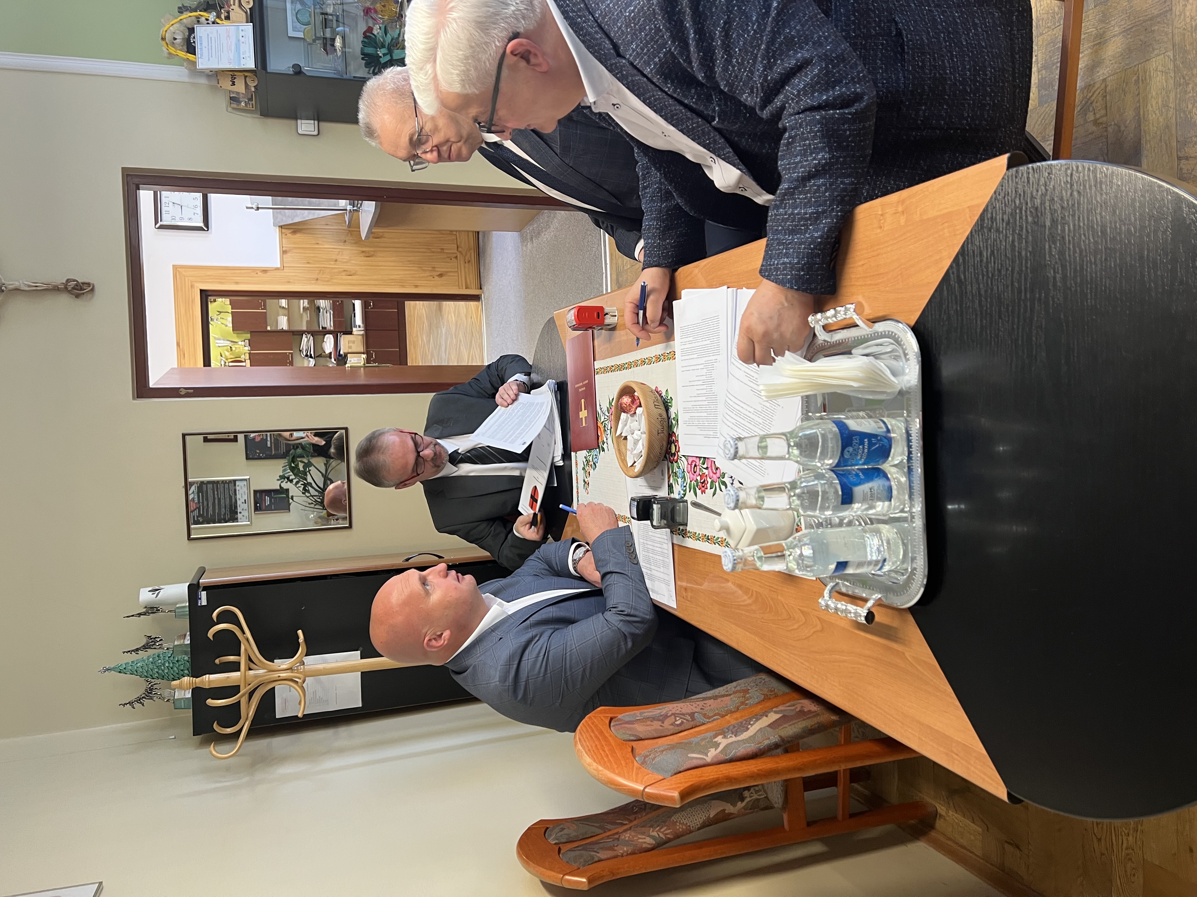 IMG 6234 Zawarto umowę na przebudowę ciągu ulic Ofiar Katynia i Czernia w Dąbrowie Tarnowskiej