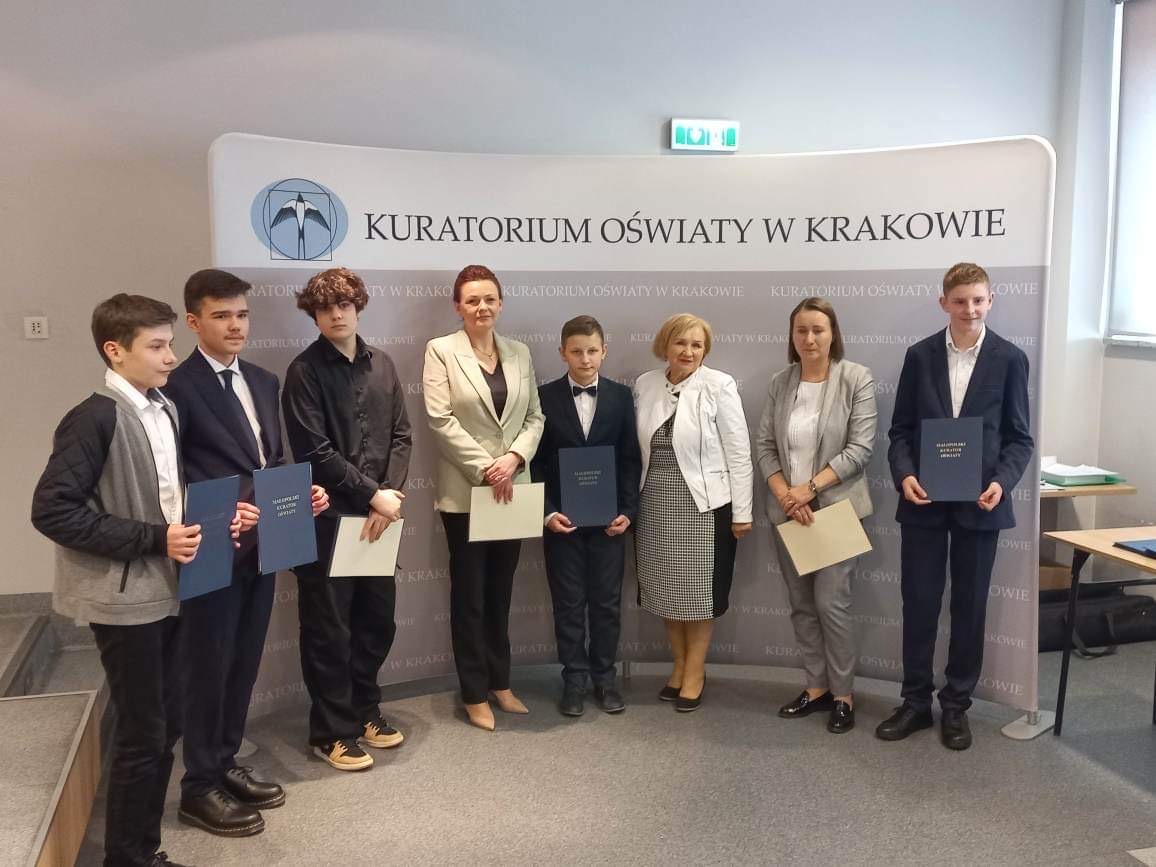 IMG 6367 LAUREACI KONKURSÓW PRZEDMIOTOWYCH