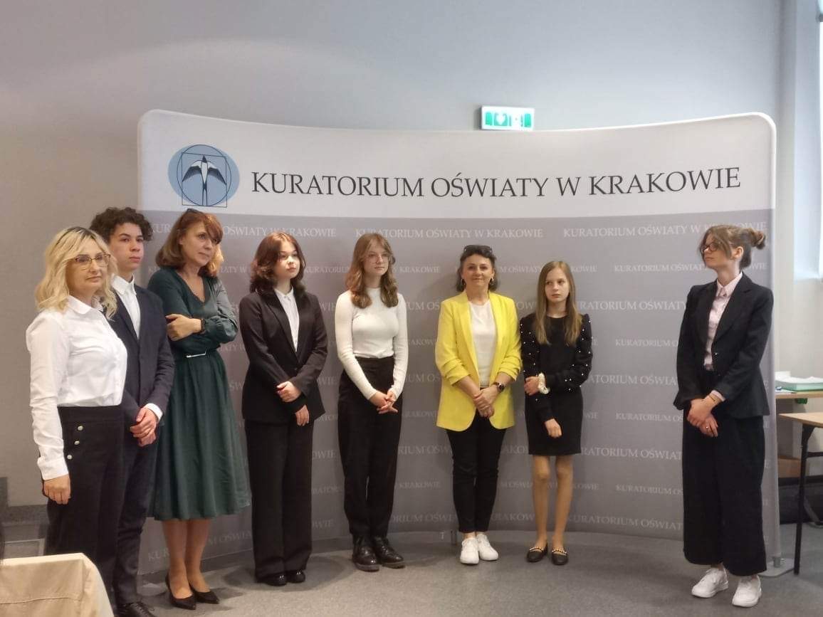 IMG 6371 LAUREACI KONKURSÓW PRZEDMIOTOWYCH