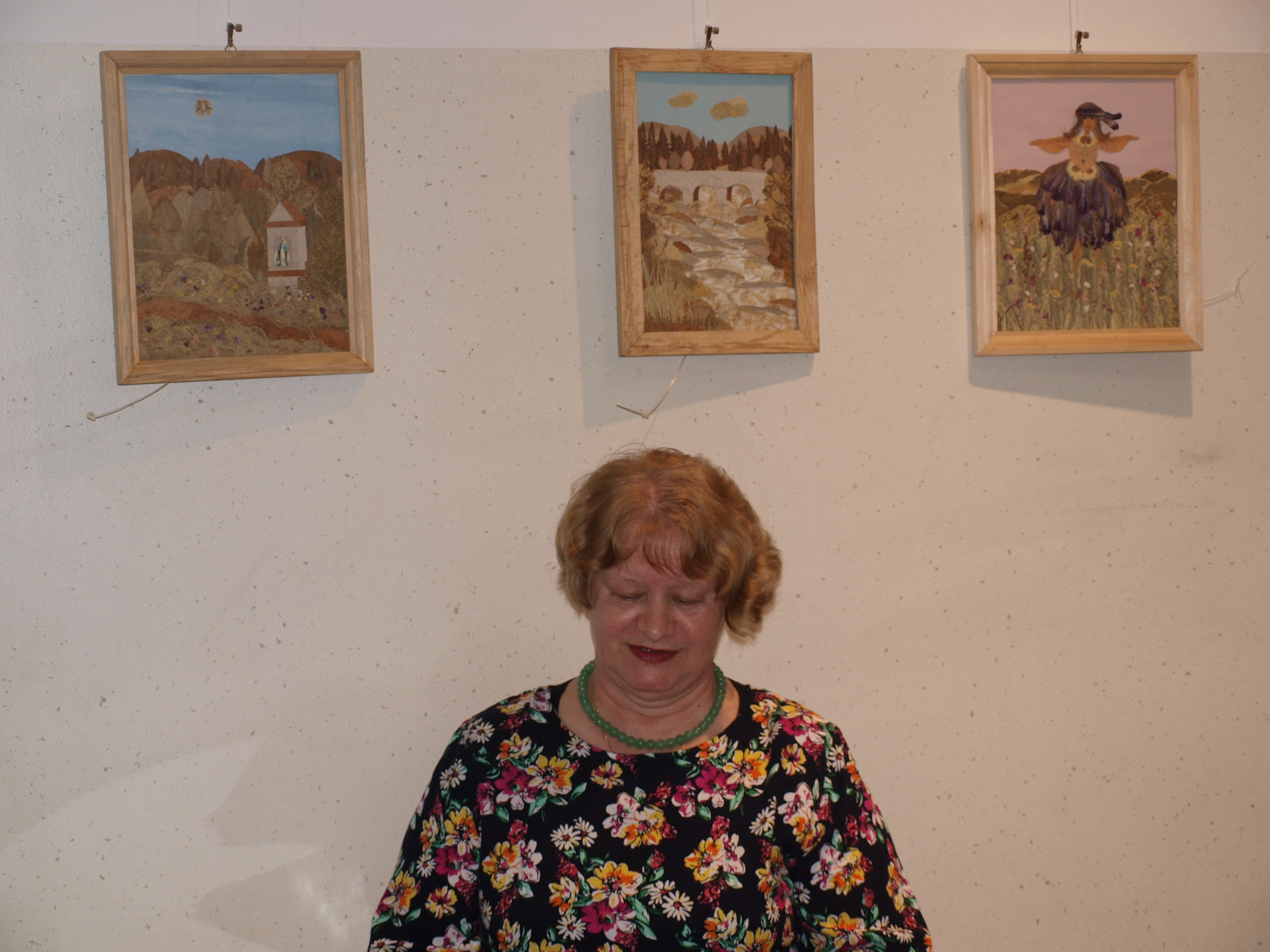 P1013190 FLOROGRAFY ALBINY RÓG – NOWA WYSTAWA W DDK