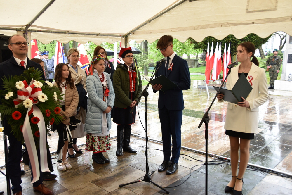 074 DSC 0428 Dąbrowa Tarnowska uczciła 232. rocznicę uchwalenia Konstytucji 3 Maja