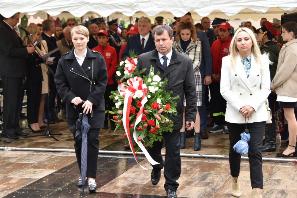 113 DSC 0525 Dąbrowa Tarnowska uczciła 232. rocznicę uchwalenia Konstytucji 3 Maja