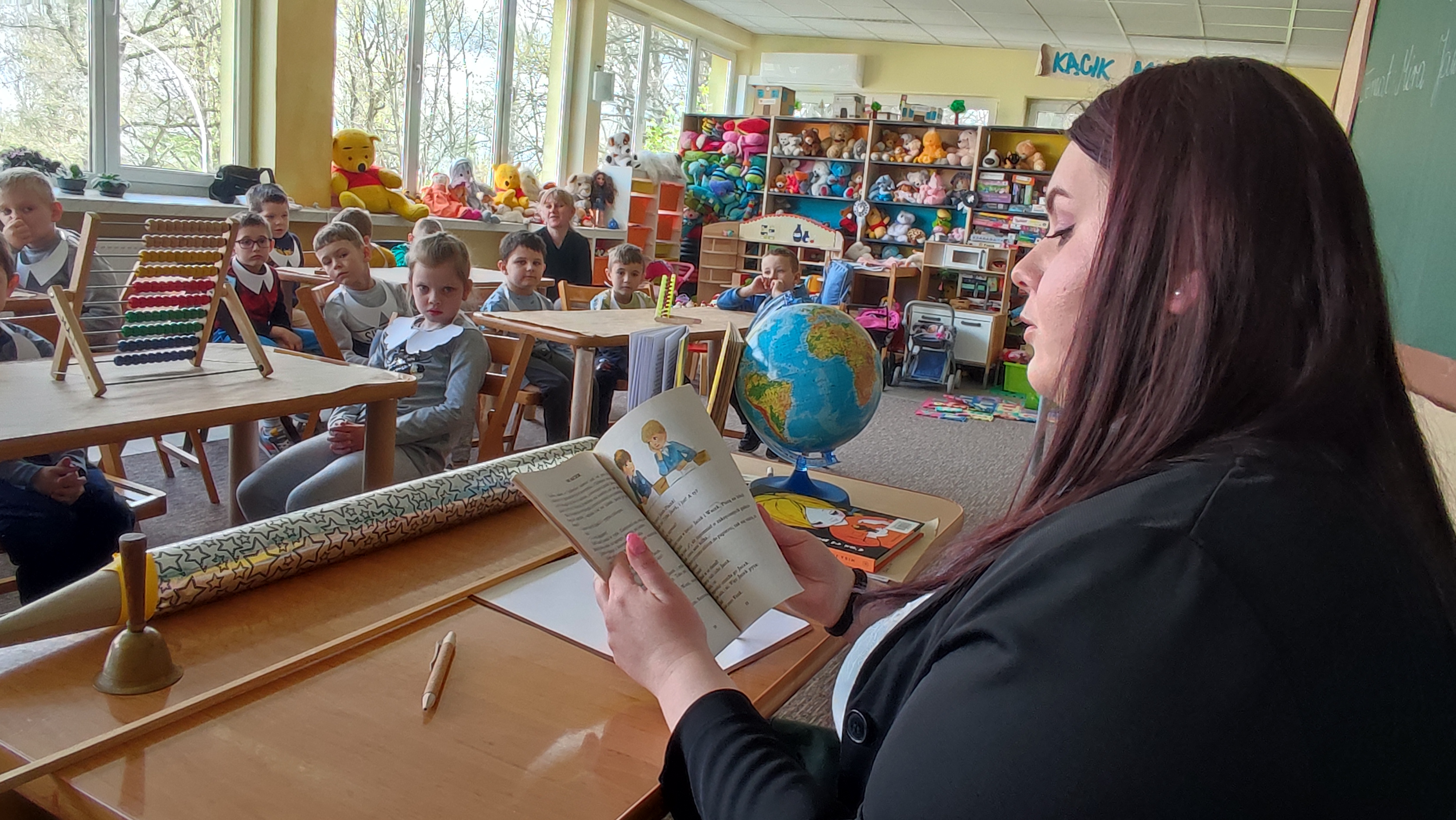 1682500688535 AKCJA CZYTELNICZA STARSZAKI... ZA CHWILĘ PIERWSZAKI W MBP