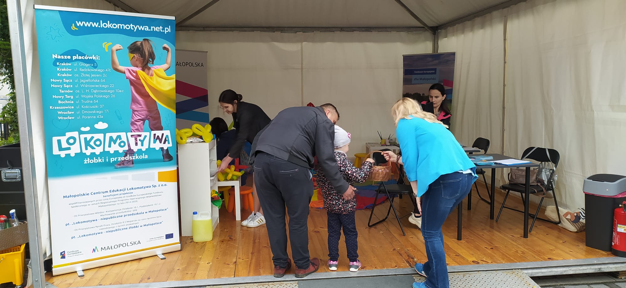 2f7a948c 0649 459a 9a0e 91545c3e9fda Dąbrowa Tarnowska w minioną sobotę była kolejnym przystankiem na trasie plenerowych ,,Rozgrzewek z Funduszami Europejskimi”