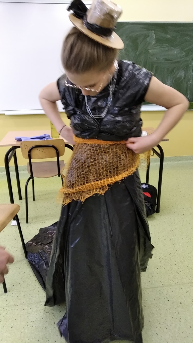 340355254 1227193301520543 2645843303548199128 n Stowarzyszenie Kobiet Wsi Smęgorzów realizuje projekt „Dobrze znamy leśne skarby”