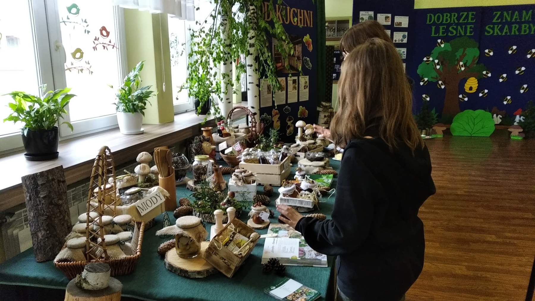 340440948 704647794681363 648450429484933749 n Stowarzyszenie Kobiet Wsi Smęgorzów realizuje projekt „Dobrze znamy leśne skarby”