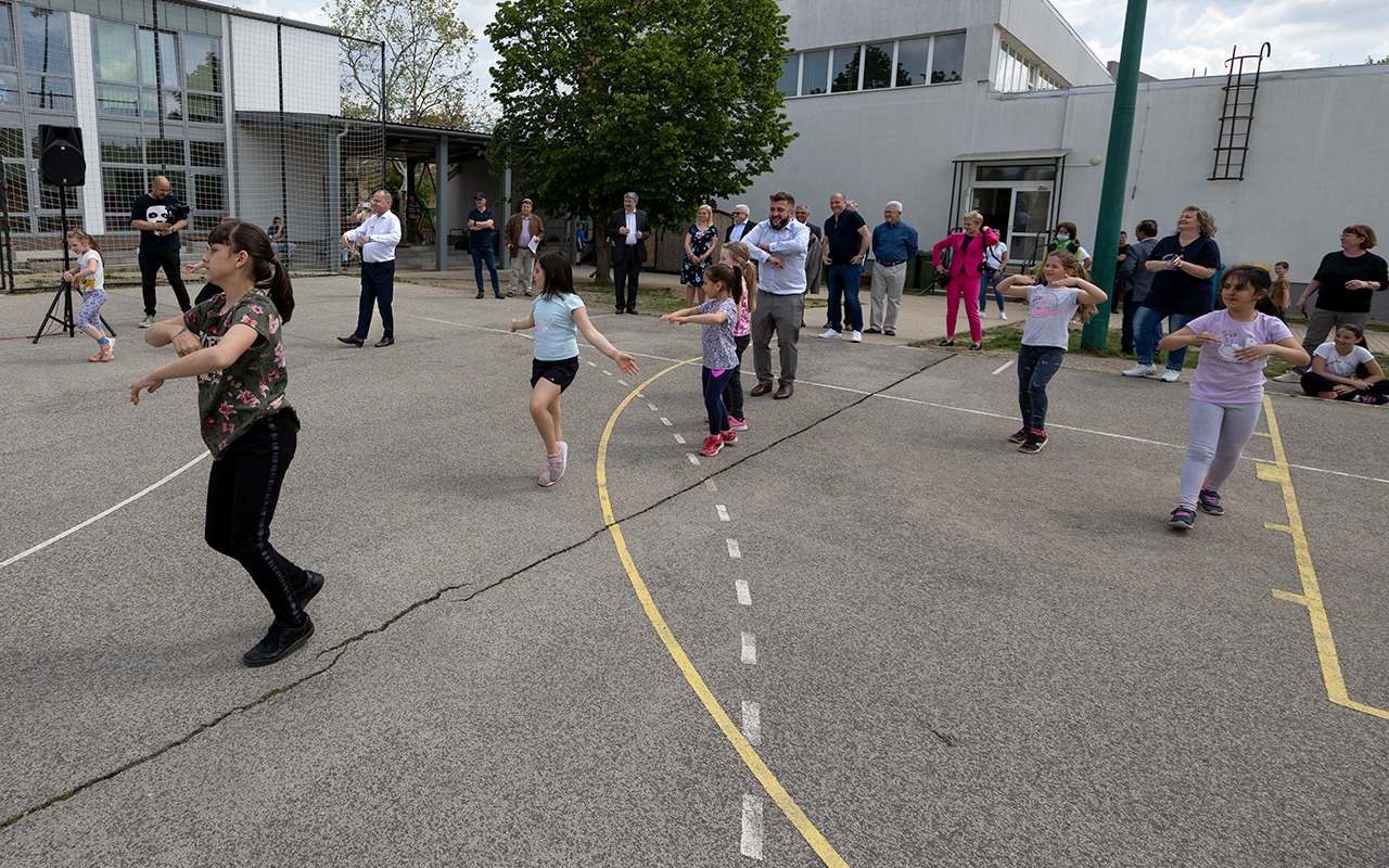 344832158 1720648308391853 8703172242940040969 n1 Gmina Dąbrowa Tarnowska z wizytą w mieście partnerskim na Węgrzech